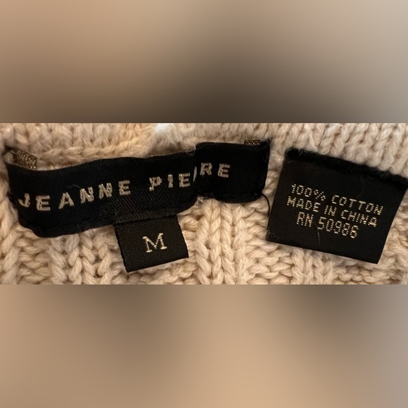 Winter white Sweater ladies size M - Picture 2 of 3